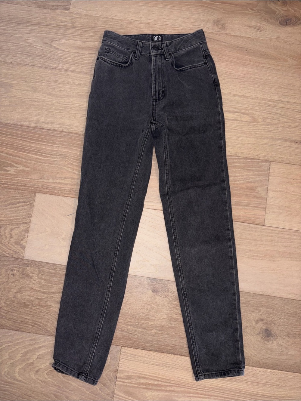 Urban Outfitters BDG High-Rise Black Mom Jeans 24” 100% cotton
